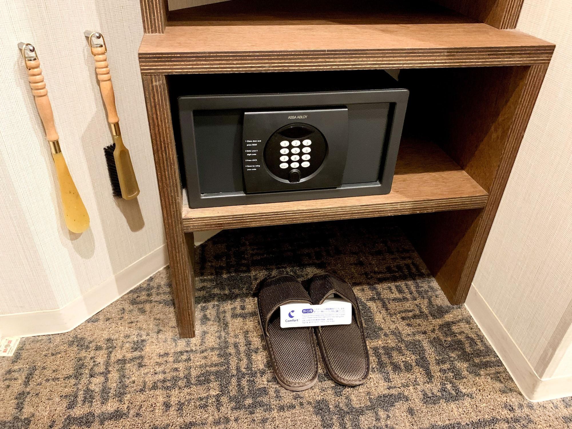 Comfort Inn Fukuoka Tenjin Bagian luar foto