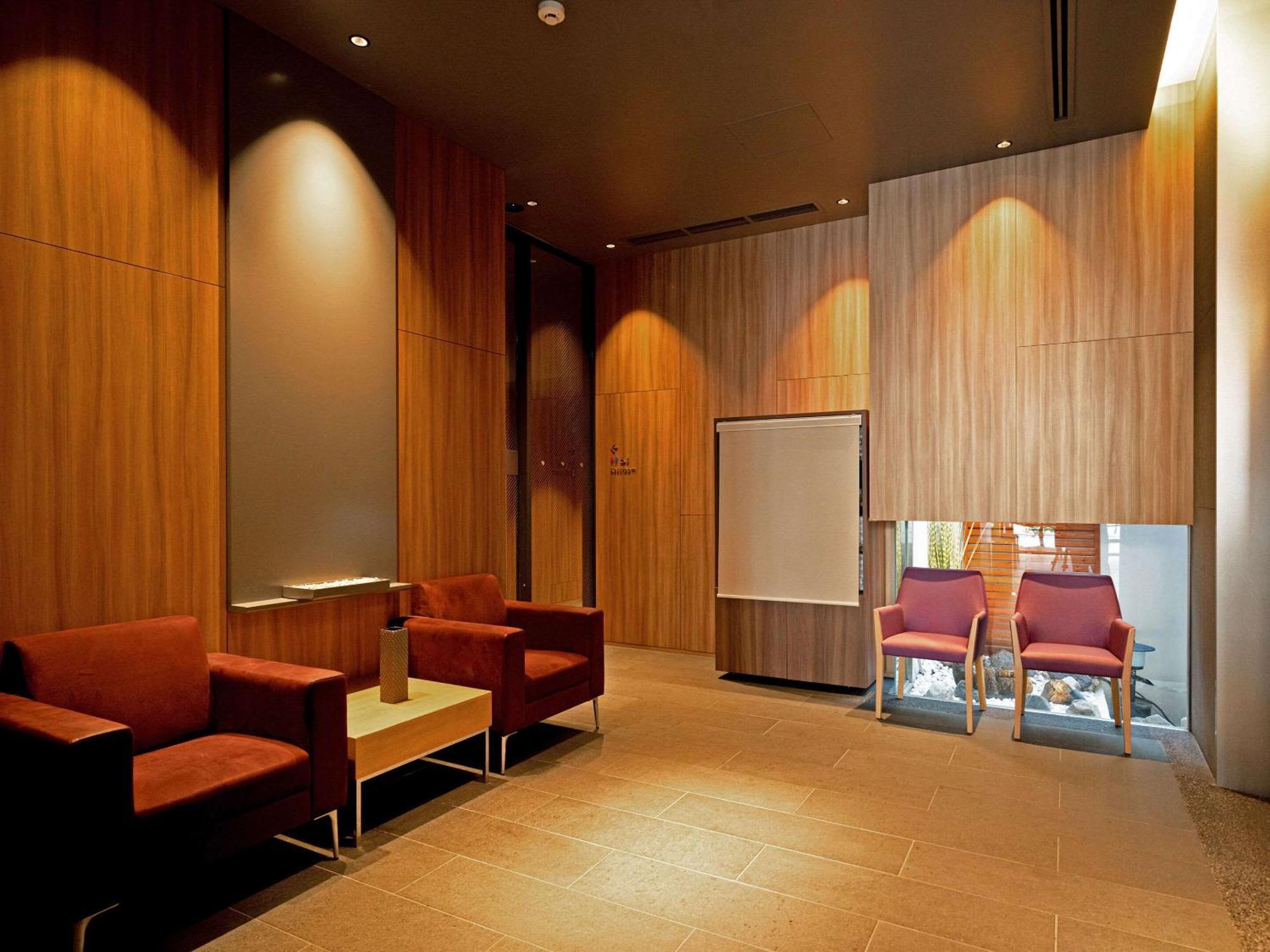 Comfort Inn Fukuoka Tenjin Bagian luar foto